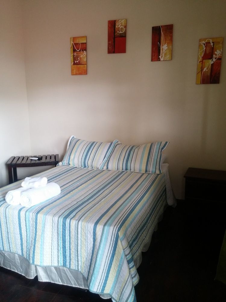 Serenade Hotel Placencia Extérieur photo